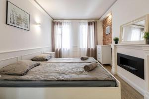Golden ApartmentsGlamping Uniwersytecka