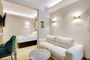 Pick A Flat's Apartment in Parc Monceau - Boulevard de Courcelles