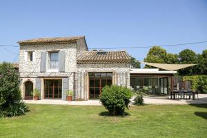 Villas Superbe Mas contemporain au pied du Luberon : photos des chambres