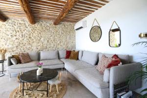 Villas Superbe Mas contemporain au pied du Luberon : photos des chambres