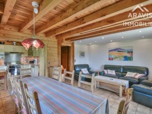 Chalets Chalet Le Grand-Bornand, 5 pieces, 9 personnes - FR-1-391-2 : photos des chambres