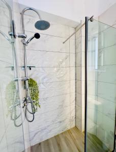 Romantic Palace Beach Apartments