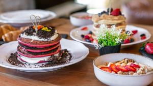 Art Loft Venetian Well