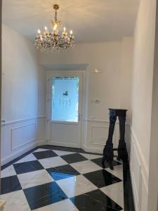 FOUR LIONS VILLA GUESTHOUSE