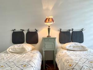 Appartements Suites Rive Gauche - Chilly Mazarin - Chez Helene : photos des chambres