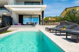 Luxury Villa Ander with Pool