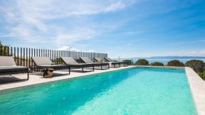 Luxury Villa Ander with Pool 