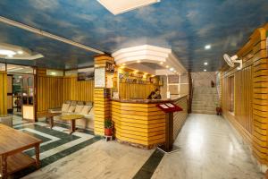 Avocado Orchid Resort