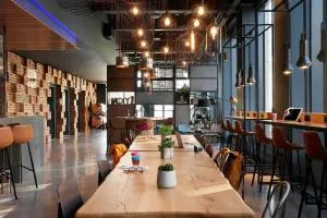 Moxy Edinburgh Fountainbridge - 利文斯顿