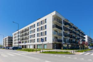 Praga Arte Apartments with Parking & Balcony by Renters