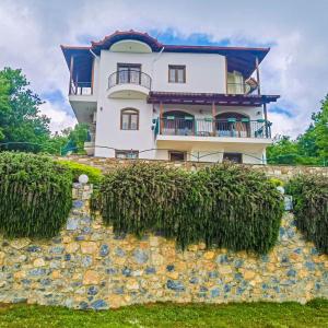 obrázek - Villa Etheras - Nested between Nature by Amazing View - 5 mins from Edessa