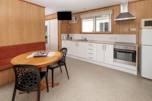 iluka holiday centre