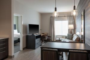 Residence Inn by Marriott Lancaster Palmdale - Ubytování bez kategorie ve městě Lancaster