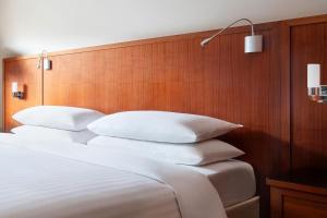 Hotels Riviera Marriott Hotel La Porte De Monaco : photos des chambres