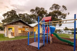 iluka holiday centre