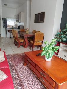 The Classic Menlyn Maine Apartment