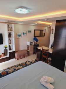 Italian Inspired Tropical-Themed Studio Condo