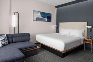 Courtyard by Marriott Calgary Downtown