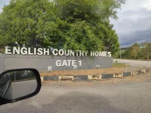 Escape Homestay - Sik