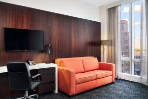 Courtyard by Marriott Long Island CityNew York Manhattan View
