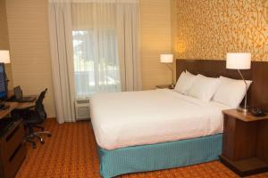 Famiy Suite - Non Smoking room in Fairfield Inn & Suites by Marriott Watervliet St. Joseph