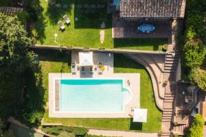 Il Fienile 4, Emma Villas