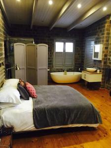 Secure, luxurious with lovely views