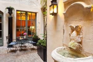 Hotels Hotel Fontaines du Luxembourg : Suite Junior