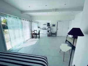 Lumineux et spacieux logement indépendant - Blanquefort