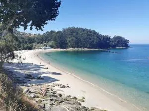 2 PLAYAS A 5 MINUTOS ANDANDO ( MOGOR Y PORTOCELO ) - Mogor