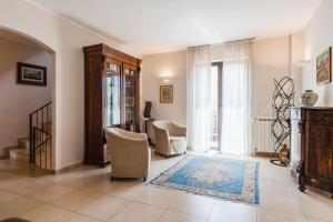 Siliqua House with Garden by Wonderful Italy