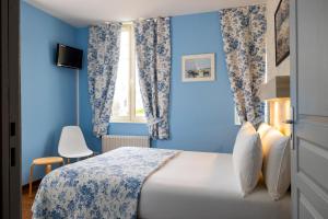 Hotels Hotel de Lion sur Mer : photos des chambres