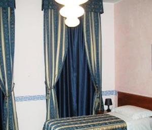 Twin Room room in Hotel Alessander
