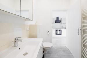 Charming Apartment near Center