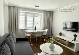 Kintai Carmelite apartment