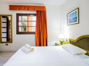 104 Andorra apartment close to the beach