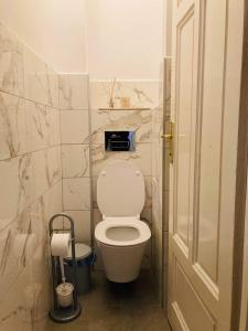 CityPulse Apt in Ideal Center w Working Space