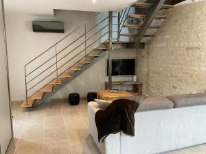 LOGIS DU FAUBOURG petite maison de charme, tranquille, calme et lumineuse