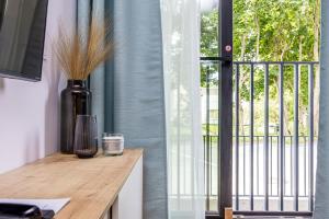 Smilčiu Inn - Cozy Studio, 7min to the beach & FreeParking