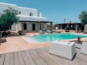 Dreamy Boho 5bed Villa with Pool and Ocean View