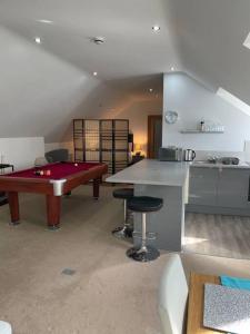 Luxury Studio Loft with Car Charging Point