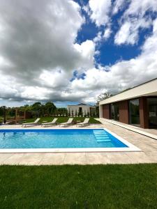 Villa Moderna San Lorenzo 