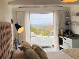 30 PCT OFF!! Limited Time! Malibu Charming Getaway with King Bed, Near Beach - West Hollywood
