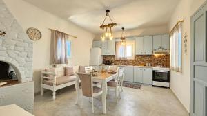 Bayview Villa with Jaccuzi - Milos
