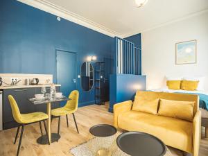 Appartements Ateliers Begand Studio 7 - Proximite Gare - Parking offert : photos des chambres
