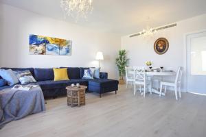 -MalagaSunApts-SkyGarden Teatinos Pool Playground