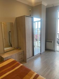 Black See Apartment