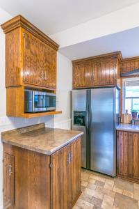 Cottage in the City - Historic Charm, Modern Touch