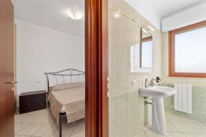 CagliariParadiseApartament Waves img12