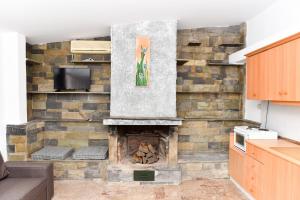 Barreira Beachfront Room 1